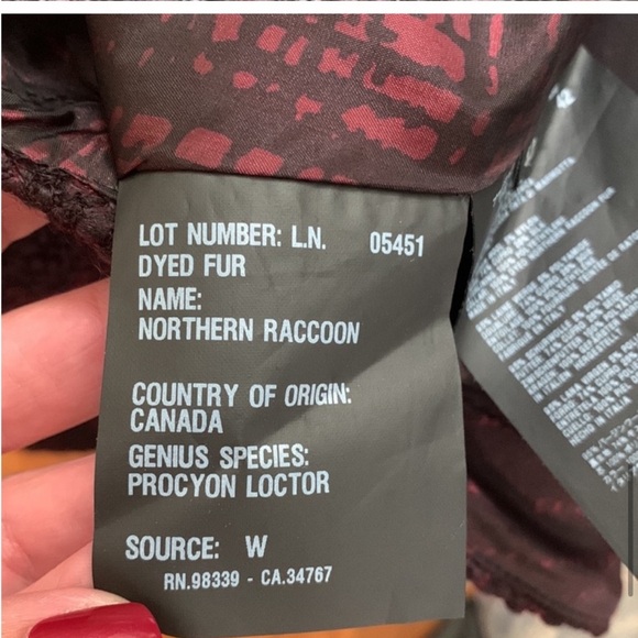 PRADA Plaid red black genuine fur jacket cape S 6 - Picture 4 of 5